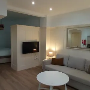 Agradable Apartamento En El Centro De Apartamento
